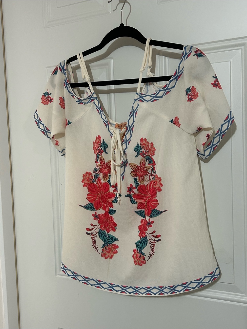 Flying Tomato Cream Tunic with Red Floral Embroidery and Blue Trim - Picture 3 of 6